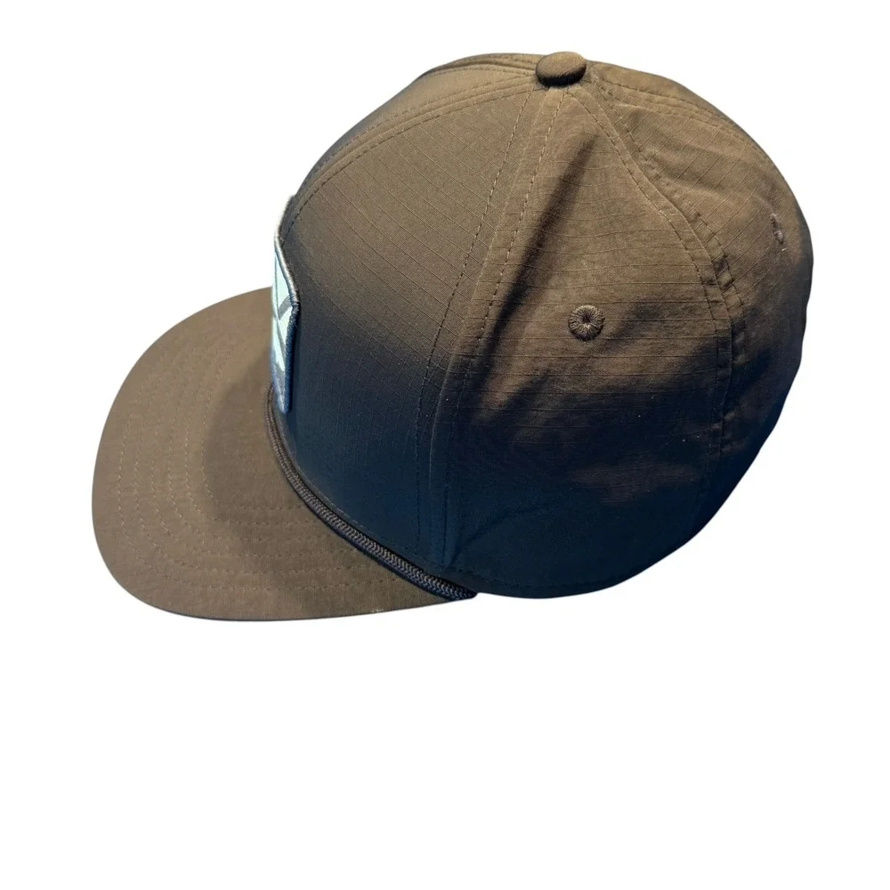 Vineyard Vines Youth Hat Navy Blue Snapback‎ with VV Fish Logo